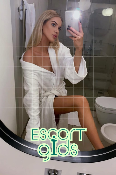 Bursa Escort Duru Crowne Plaza Sabaha Kadar
