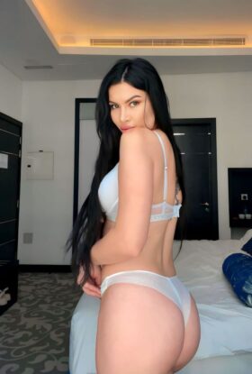 Görükle Escort Jasmin Şık ve Samimi Bir Buluşma